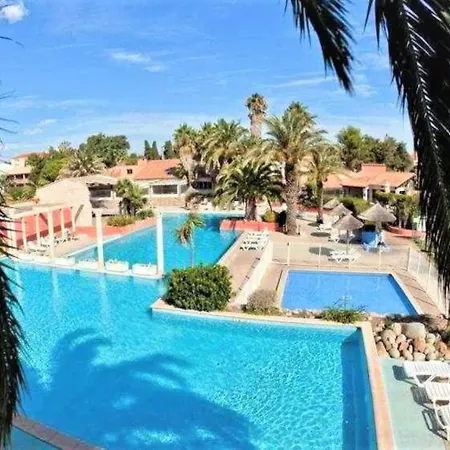 Malibu Village Апартаменты *
